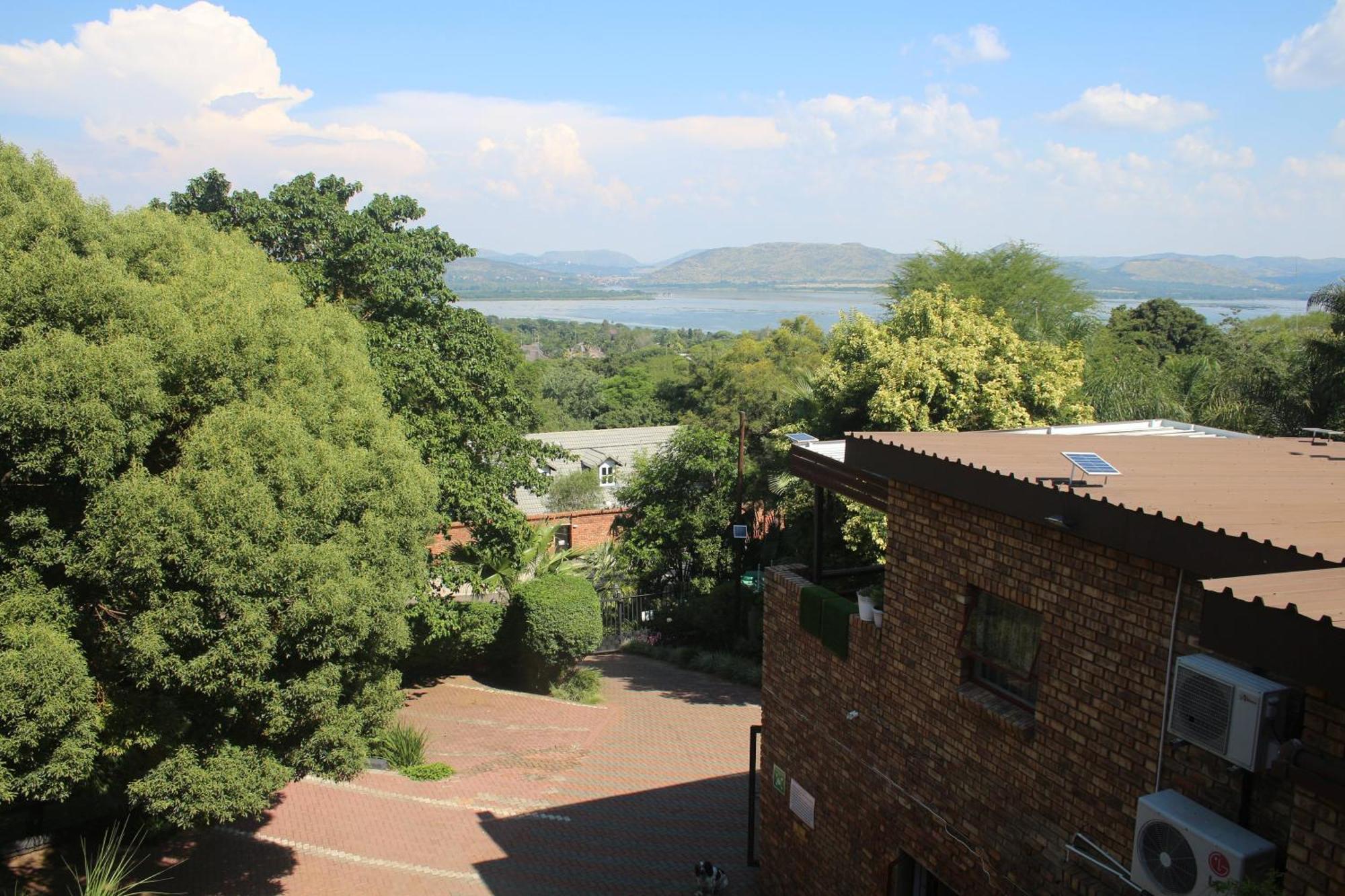 Belle Vue Guesthouse Hartbeespoort Exteriör bild
