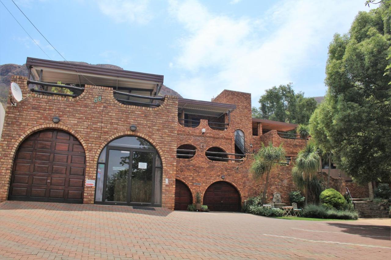 Belle Vue Guesthouse Hartbeespoort Exteriör bild