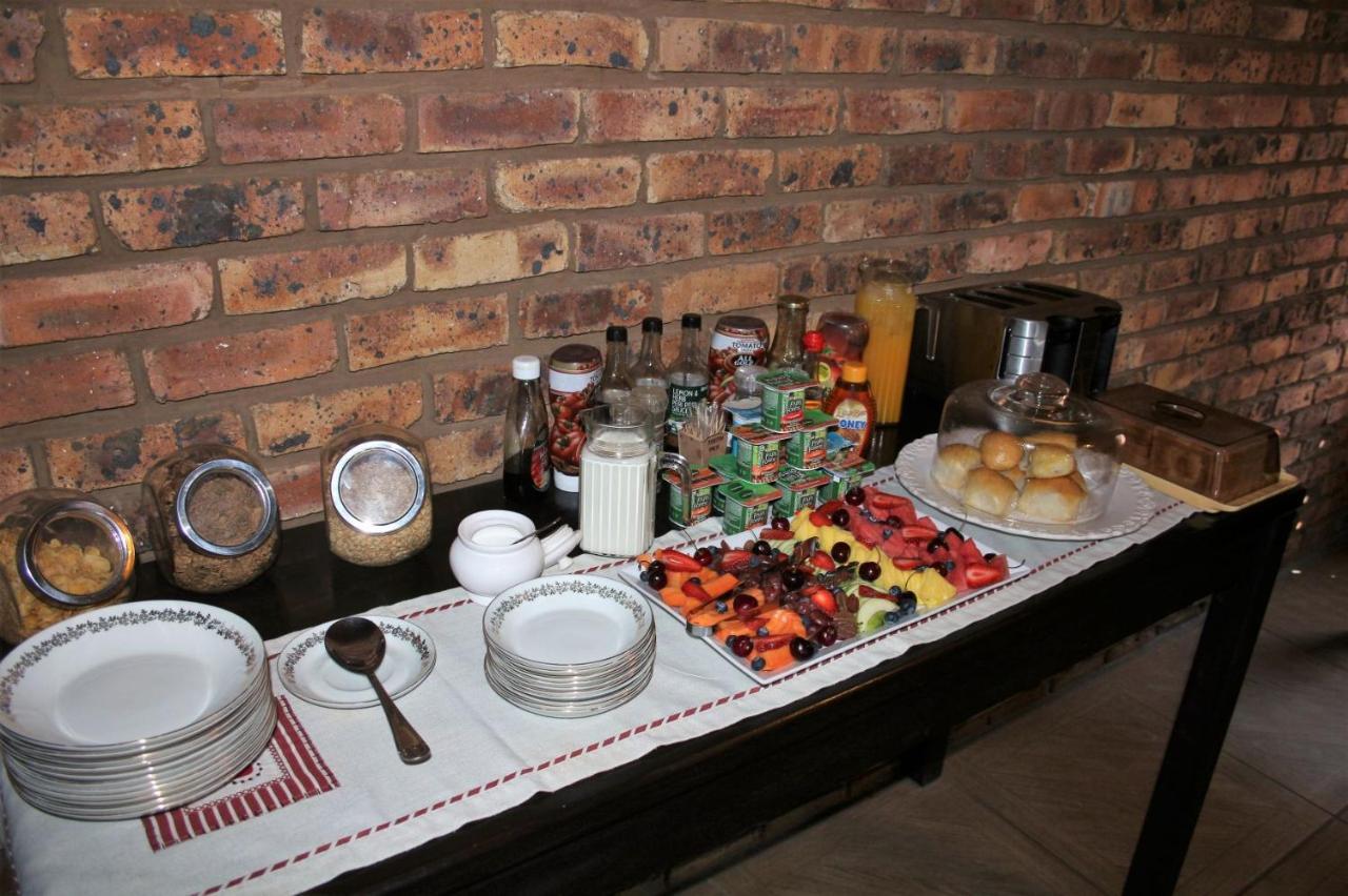Belle Vue Guesthouse Hartbeespoort Exteriör bild