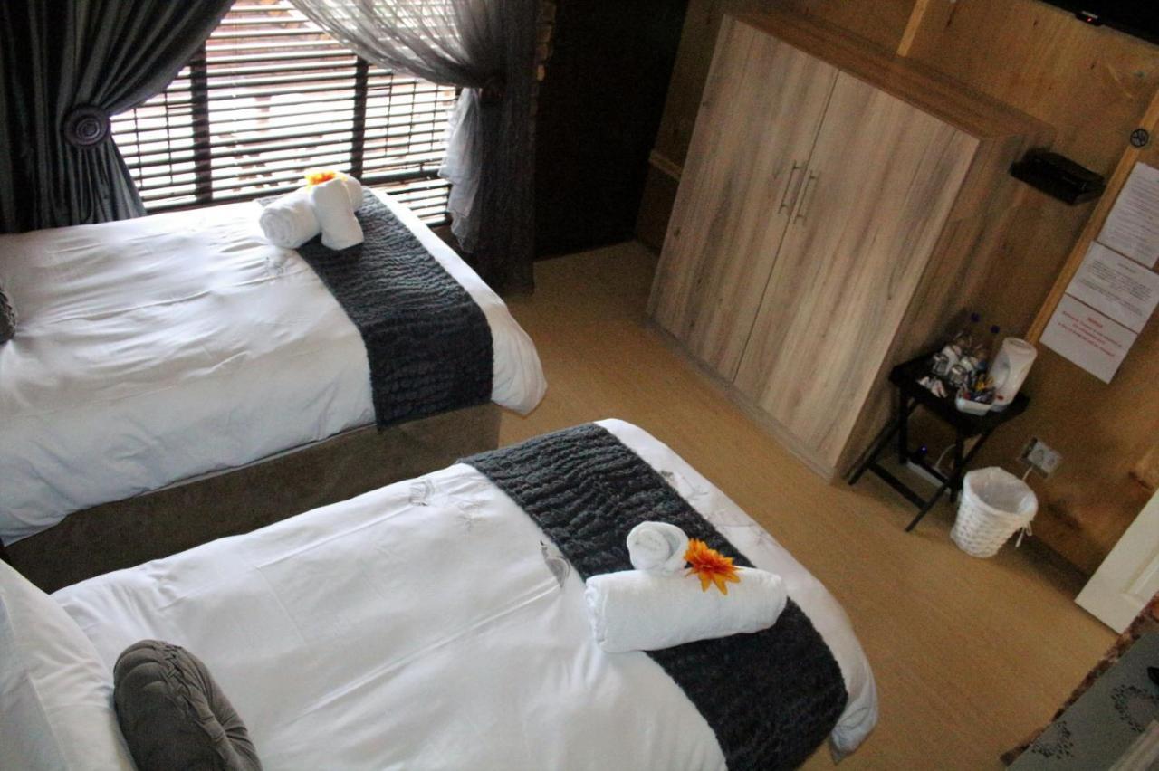 Belle Vue Guesthouse Hartbeespoort Exteriör bild